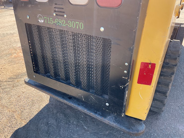 2020-gehl-rt105-image-23