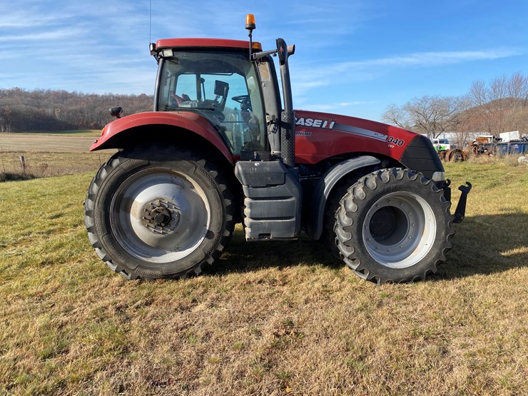 2014-case-ih-340-image-9