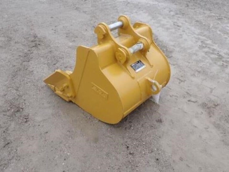 caterpillar-303.5-image-5