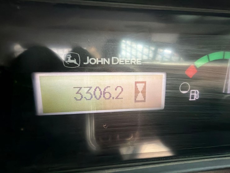 2020-deere-333g-image-18