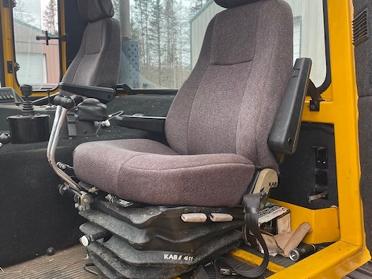 #402-•-1999-bombardier-br180-snow-groomer-(superior,-wi)-image-8