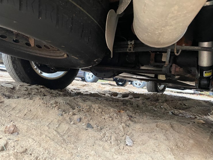 2015-gmc-yukon-slt-image-25