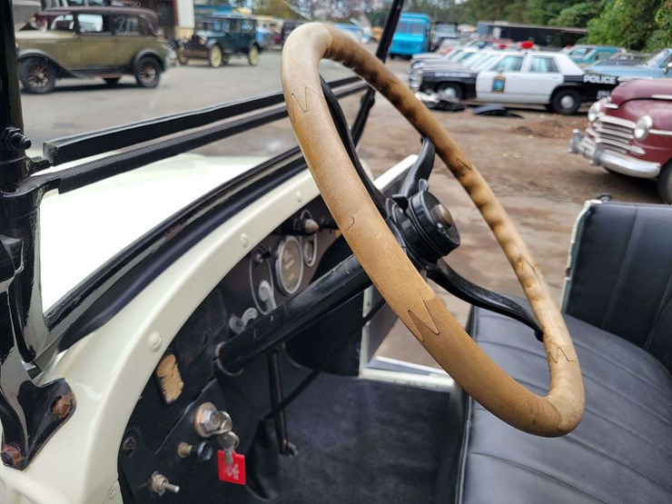 1927-chevrolet-capitol-image-57