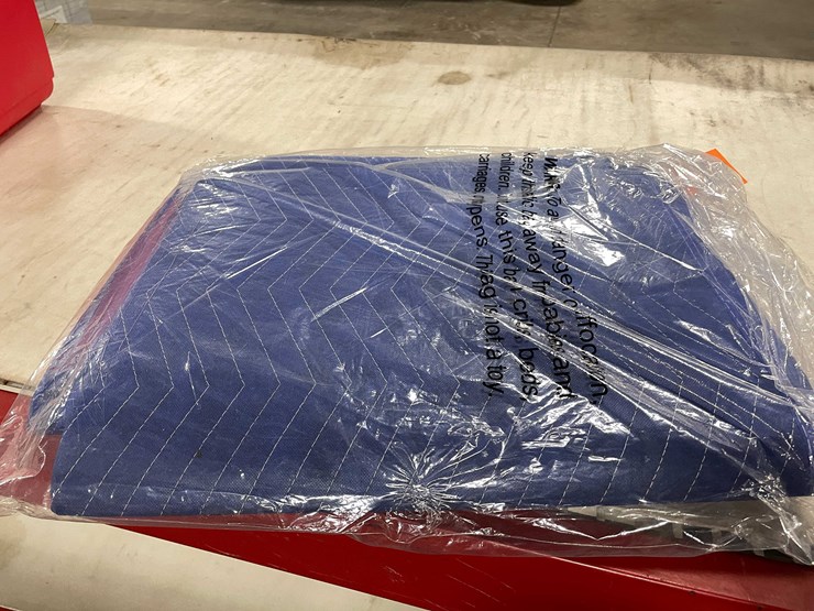 #8700-•-moving-blankets-(t14)-image-4