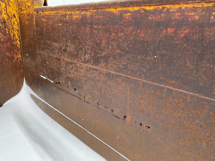 #234-•-2005-international-tri-axle-dump-truck-(has-wi-title)(mosinee,-wi)-image-23