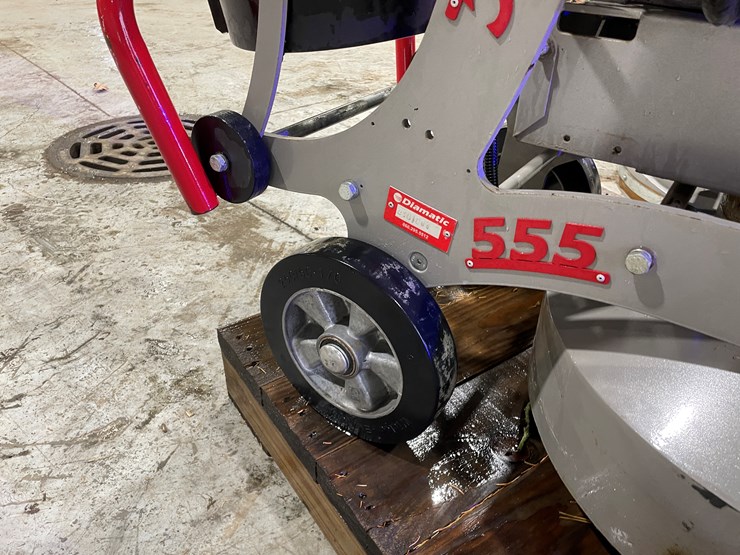 #470-•-2021-diamatic-555-3-head-concrete-grinder-(bryant,-wi)-image-15