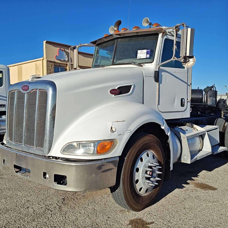 2012 PETERBILT 386