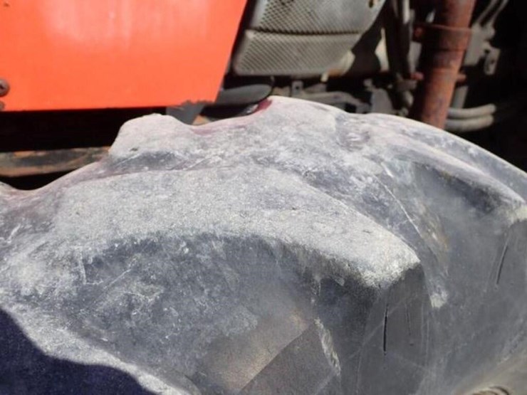 2008-kubota-m7040d-image-53