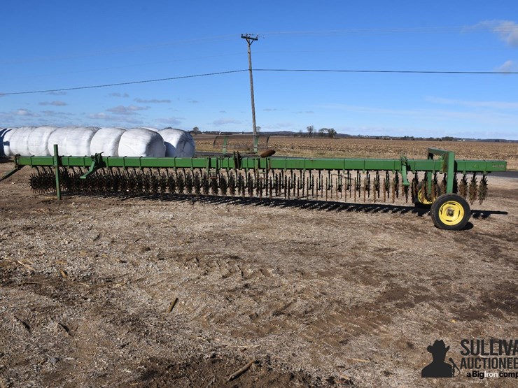 john-deere-400-image-8