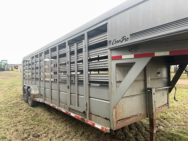 2007-corn-pro-24’-x-7’ft,-steel-livestock-trailer,-model-sg24-7s,-tandem-axle,-wood-floor,-*4mjsg24277e046352*,-title-in-hand-image-25