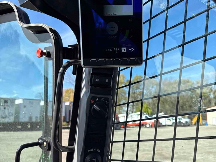 case-tv370b-image-34