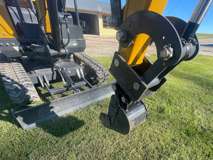 #412-•-2025-agt-industrial-mini-excavator-(cedar-grove,-wi)-image-40