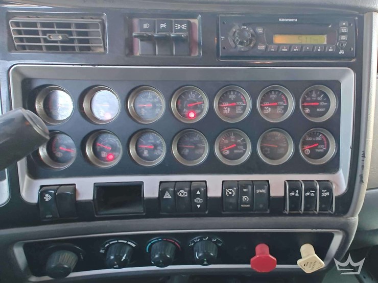 2012-kenworth-t660-image-34