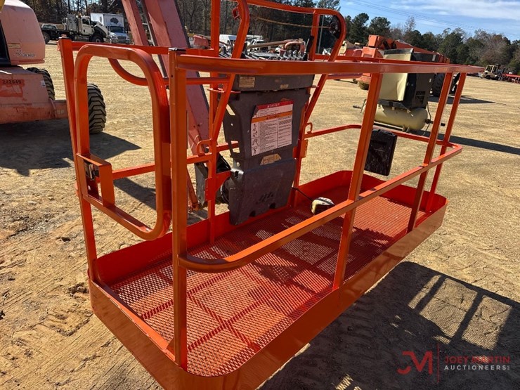 jlg-460sj-image-10