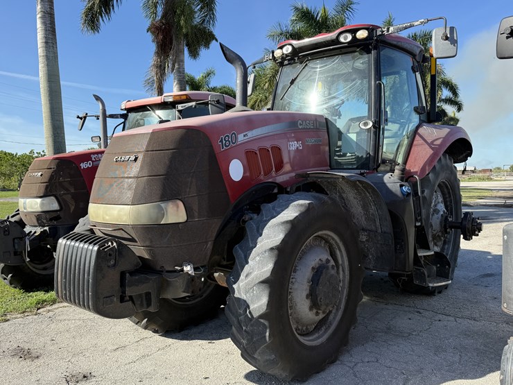 case-ih-180-magnum-image-1