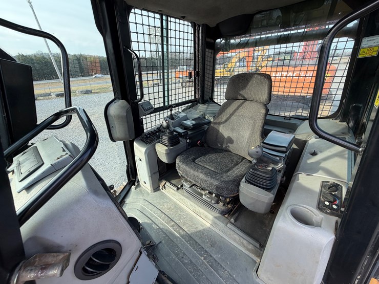 2007-caterpillar-d6k-lgp-image-24