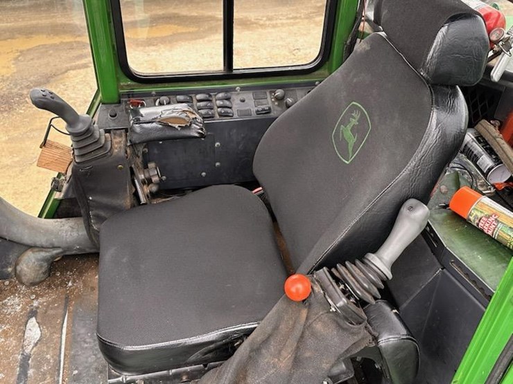 2015-deere-437d-image-13