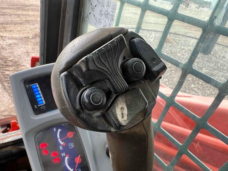 kubota-svl95-2s-image-23