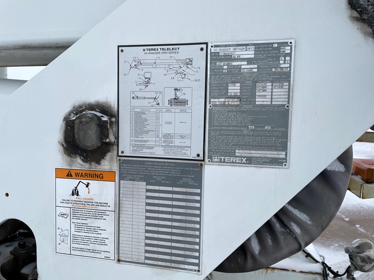 #236-•-2015-international-bucket-truck-(has-wi-title)(mosinee,-wi)-image-34