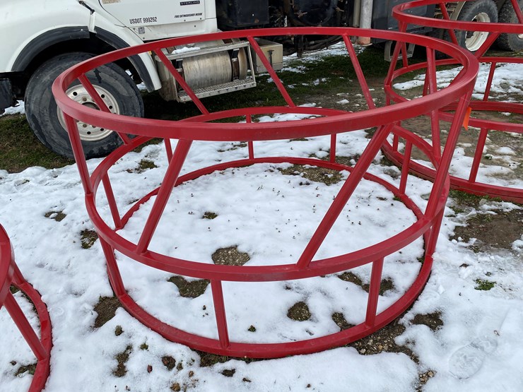 #8446-•-new-steel-hay-feeder-ring-(st.-nazianz,-wi)-image-3