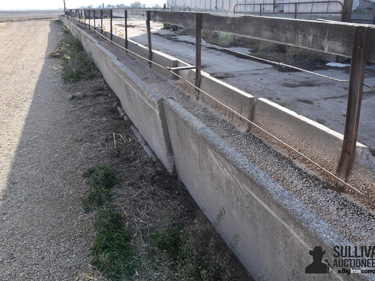 concrete-feed-bunks-image-20