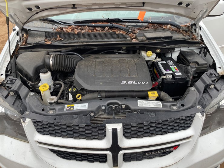 2017-dodge-grand-caravan-gt-image-42