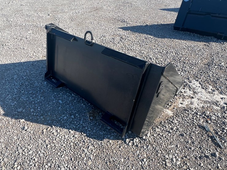 #29800-•-blue-diamond-44"-smooth-bucket-image-3