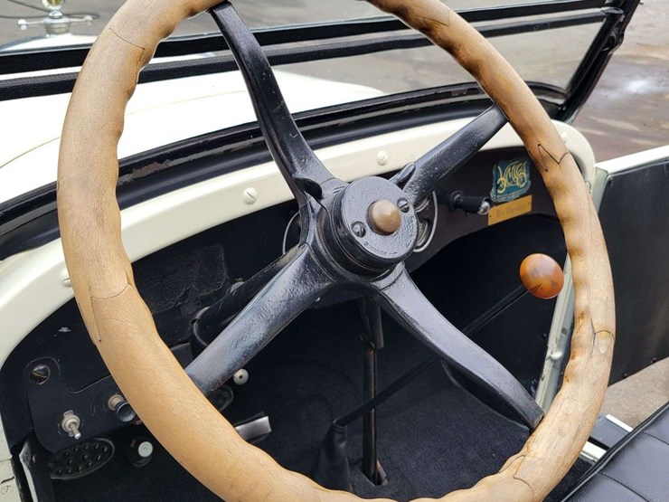 1927-chevrolet-capitol-image-56