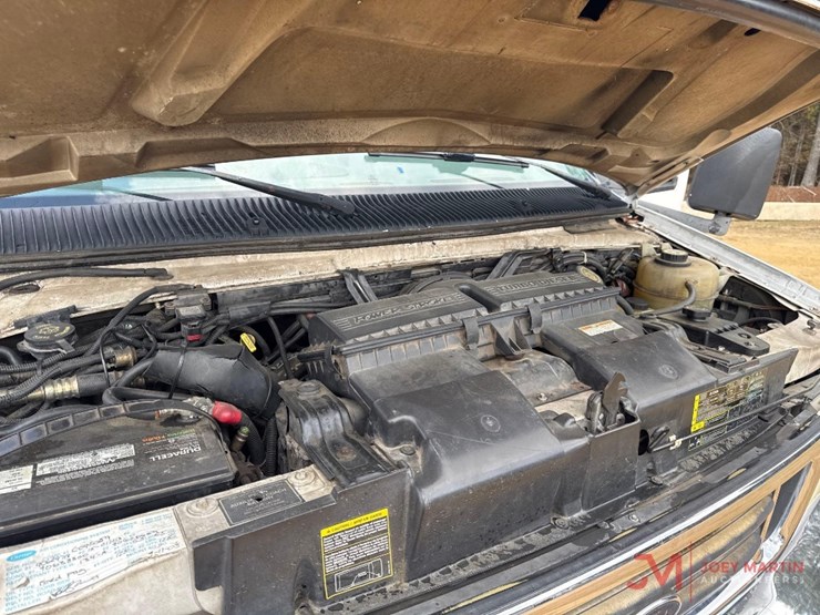 2003-ford-e550-image-12