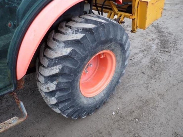 2017-kubota-b2650hsd-image-40