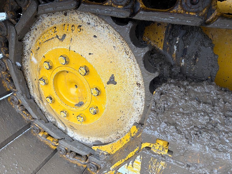 2022-deere-450k-image-15