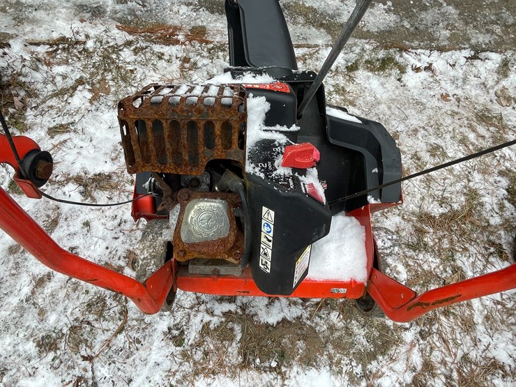 #2708-•-ariens-professional-21-snow-blower-(fall-creek,-wi)-image-16