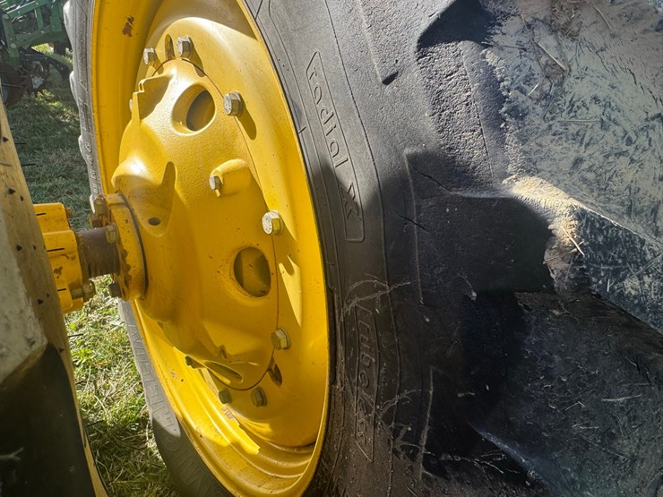 2004-john-deere-9220-image-27