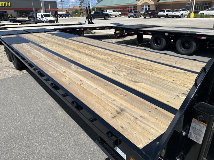 #1448-•-2025-unused-big-tex-22gn-gooseneck-trailer-image-27