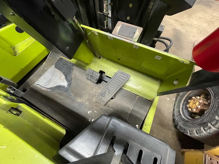 #454-•-clark-electric-forklift-(shawano,-wi)-image-31