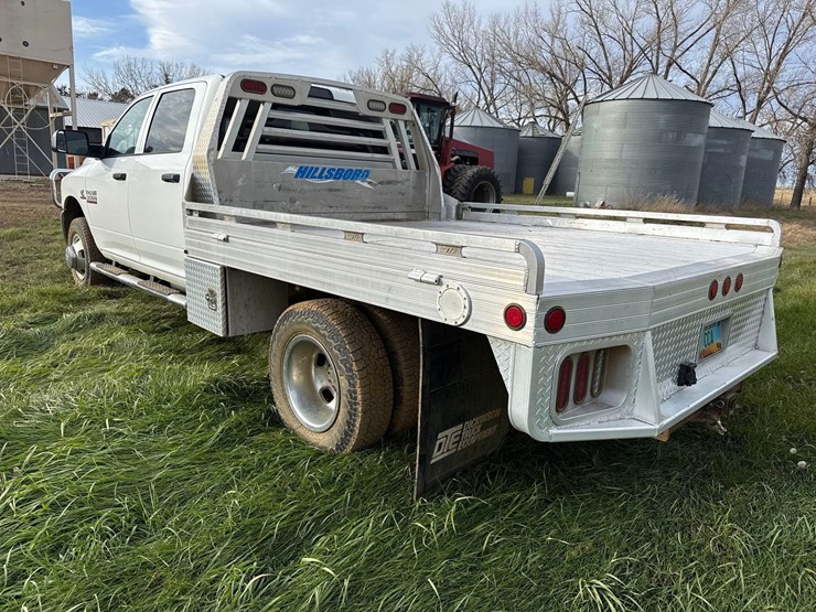 2015-dodge-3500hd-image-5