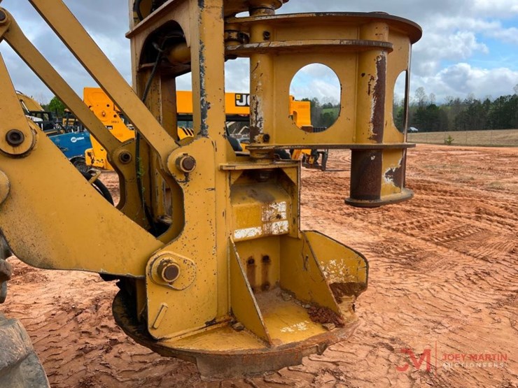 caterpillar-553c-image-15