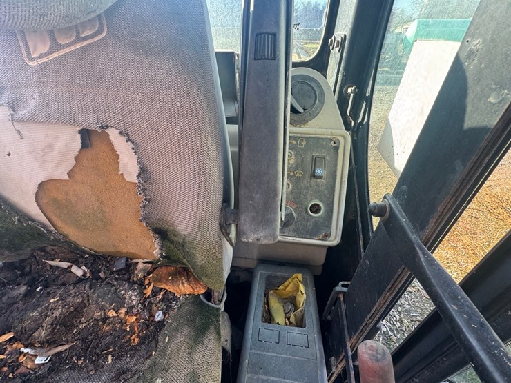 1999-jcb-js200l-image-7