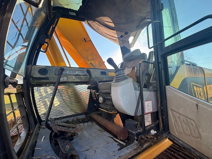 1999-jcb-js200l-image-13