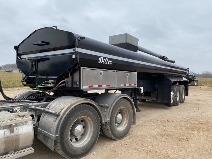 #1025-•-2015-diller-tt6600ntnb-semi-manure-tanker-(has-wi-title)-(kewaunee,-wi)-image-1