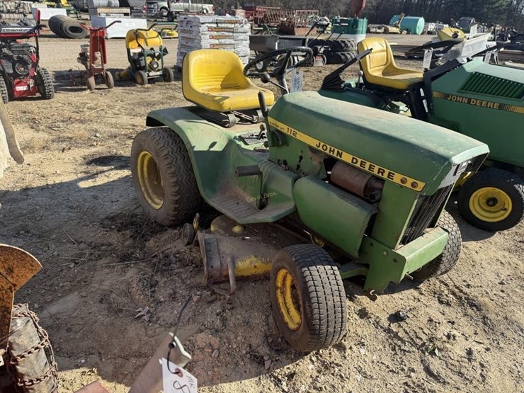 john-deere-112-image-1