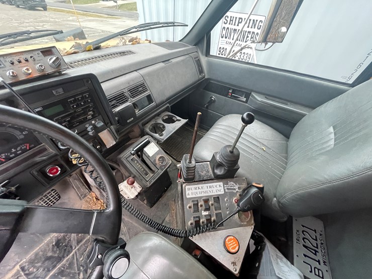 2001-gmc-topkick-image-44