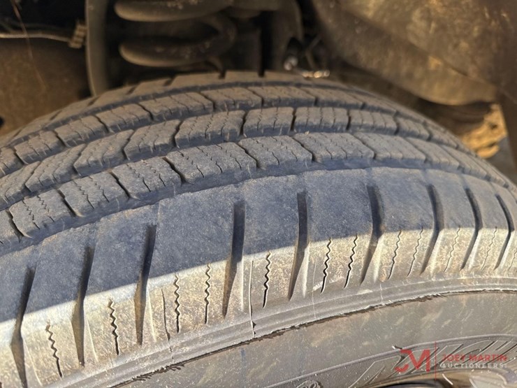 2014-ford-e350-image-4