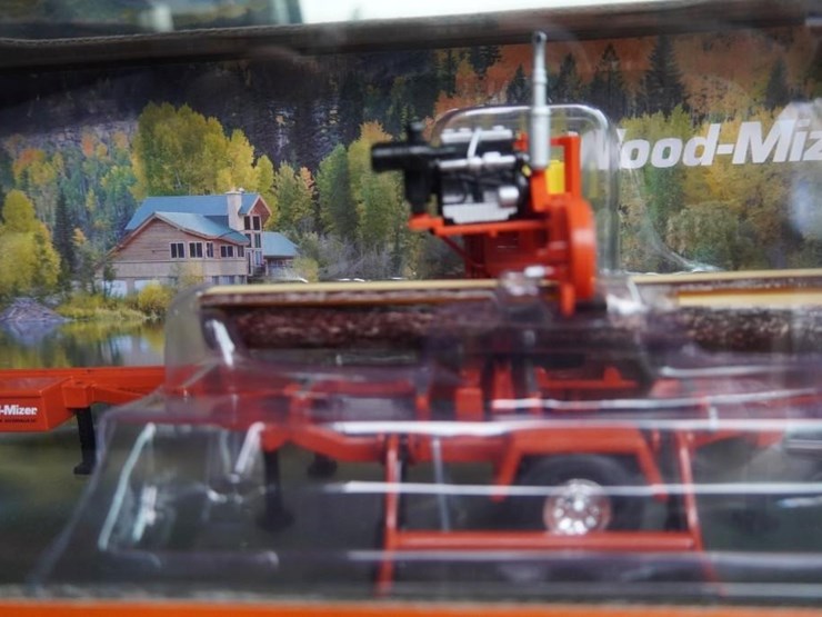 #101-•-wood-mizer-lt40-super-hydraulic-sawmill-replica-image-6
