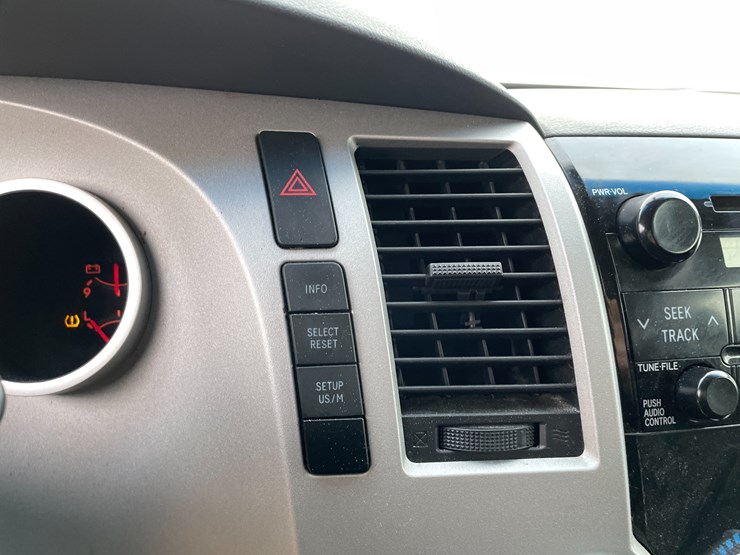 2007-toyota-tundra-sr5-image-83