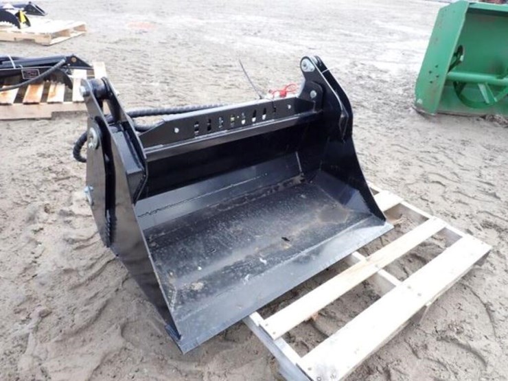 unused-2025-captok-39-in.-skid-steer-4-in-1-bucket-image-2