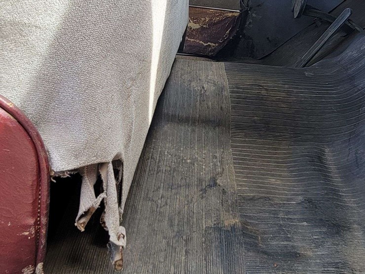 1948-plymouth-special-deluxe-image-56