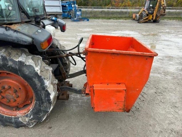 2008-kubota-m7040d-image-29
