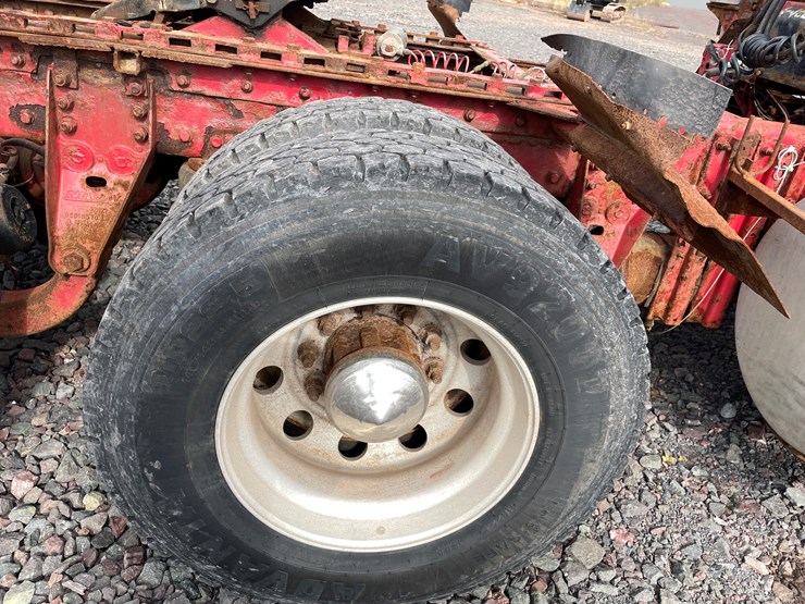 #208-•-2004-kenworth-semi-tractor-truck-(has-mi-title)-(greenland,-mi)-image-51