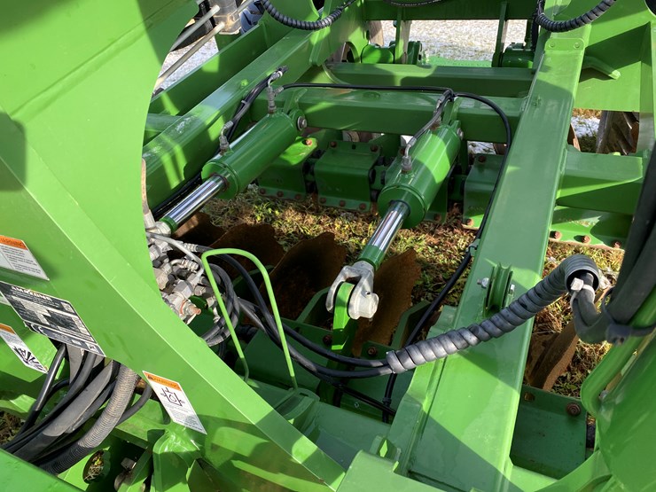 #1148-•-2020-amazone-8003-2tx-pull-type-disc-(waldo,-wi)-image-34